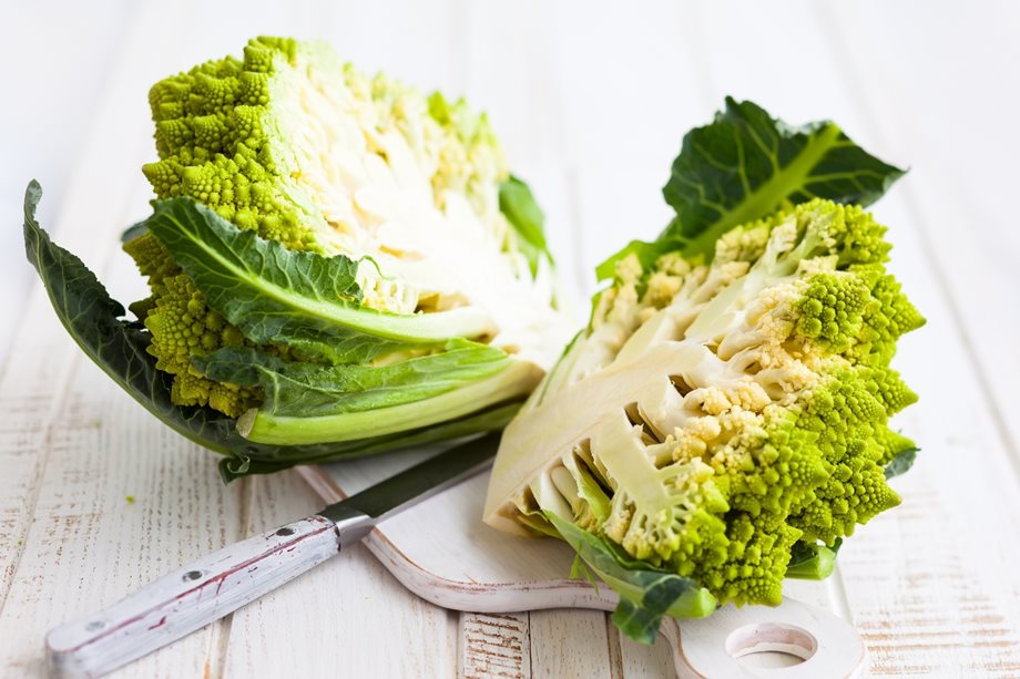 Romanesco – descoperiți un ingredient nou pentru salatele dumneavoastră